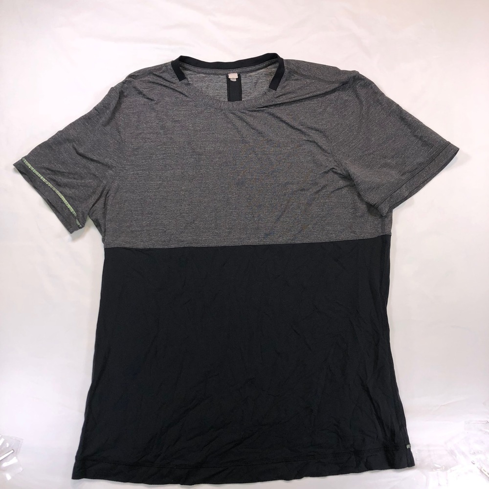 Lululemon Mens Short Sleeve Colorblock Training Shirt Grey Black Large